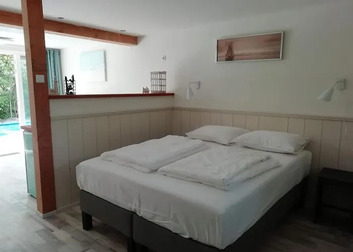 Strandhuisje Daan Dicht Bij Zee En Strand