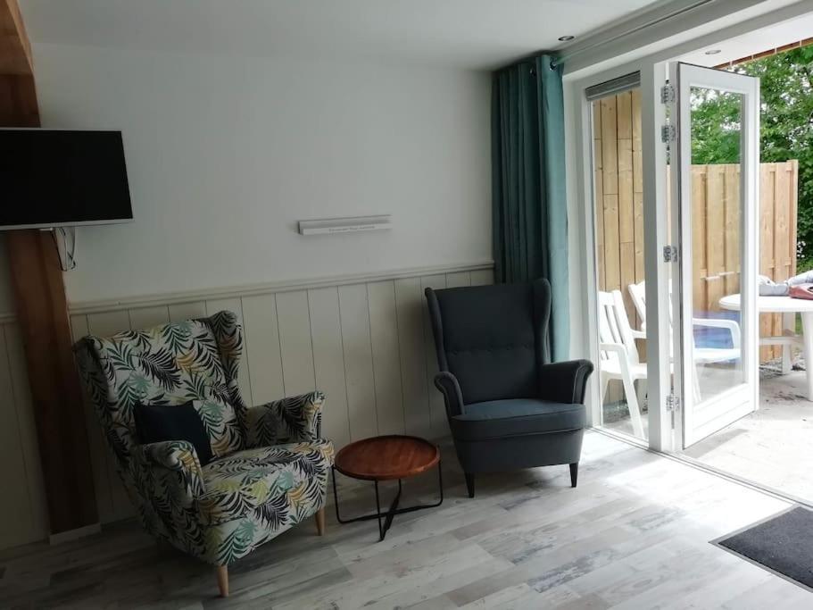 Strandhuisje Daan Dicht Bij Zee En *